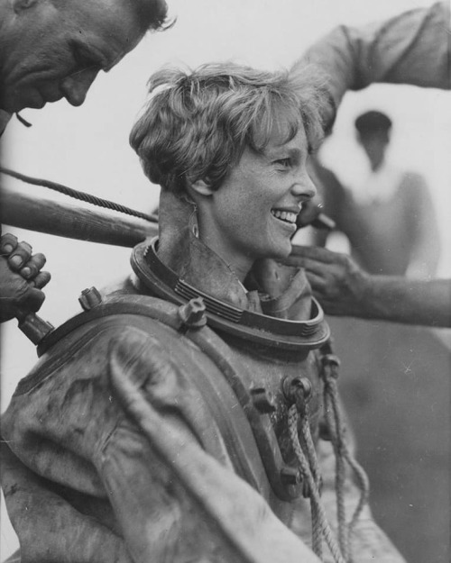 equatorjournal: Famed aviator and explorer Amelia Earhart after a dive off Block Island, Rhode Islan