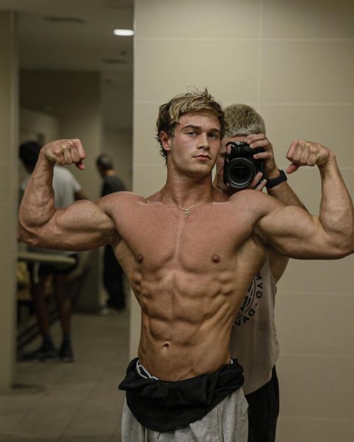 Brandon Starr