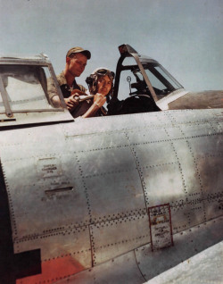 retrowar:  A fighter pilot boards his planehttp://www.lonesentry.com/images/2015/02/pilot-lt-mohawk-of-325th-fg.html