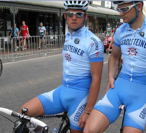 Male cyclist bulge