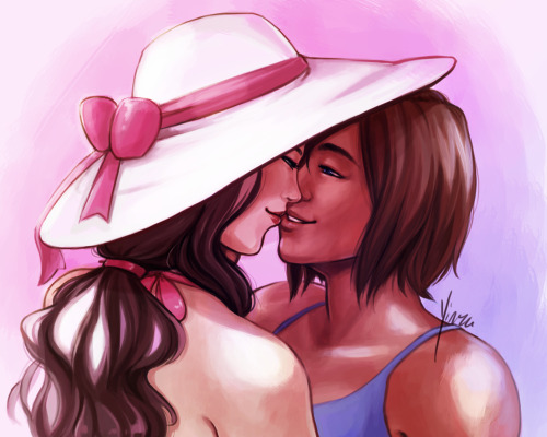 Been a little busy lately but here are some lovely bisexual ladies for today. =)