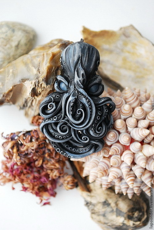 Porn photo fhtagn-and-tentacles:  OCTOPUSES PENDANTS by