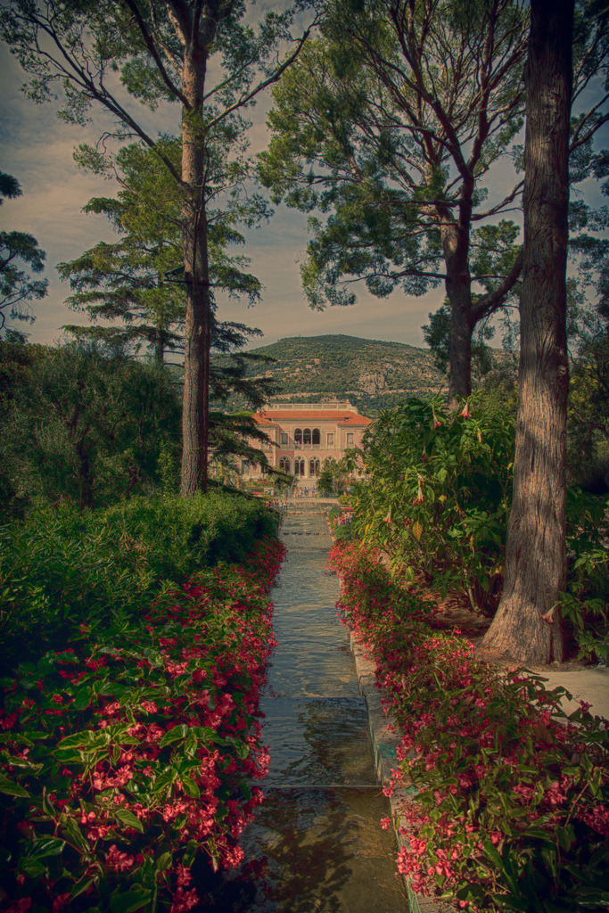 allthingseurope:  Villa Ephrussi de Rothschild, France (by Philippe Sautereau)