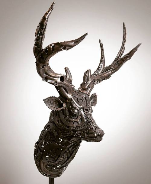 steampunktendencies: Scrap Metal Sculptures by Alan Williams 