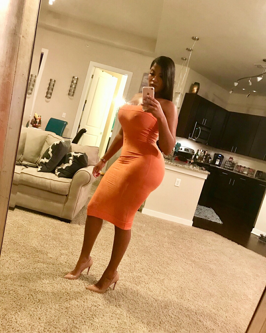 thicksexyasswomen:  Alright