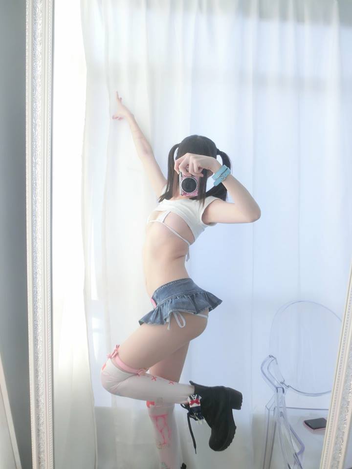 rotting-dolly: Model:   Nagesa魔物喵   https://twitter.com/nagisa9008 (caption