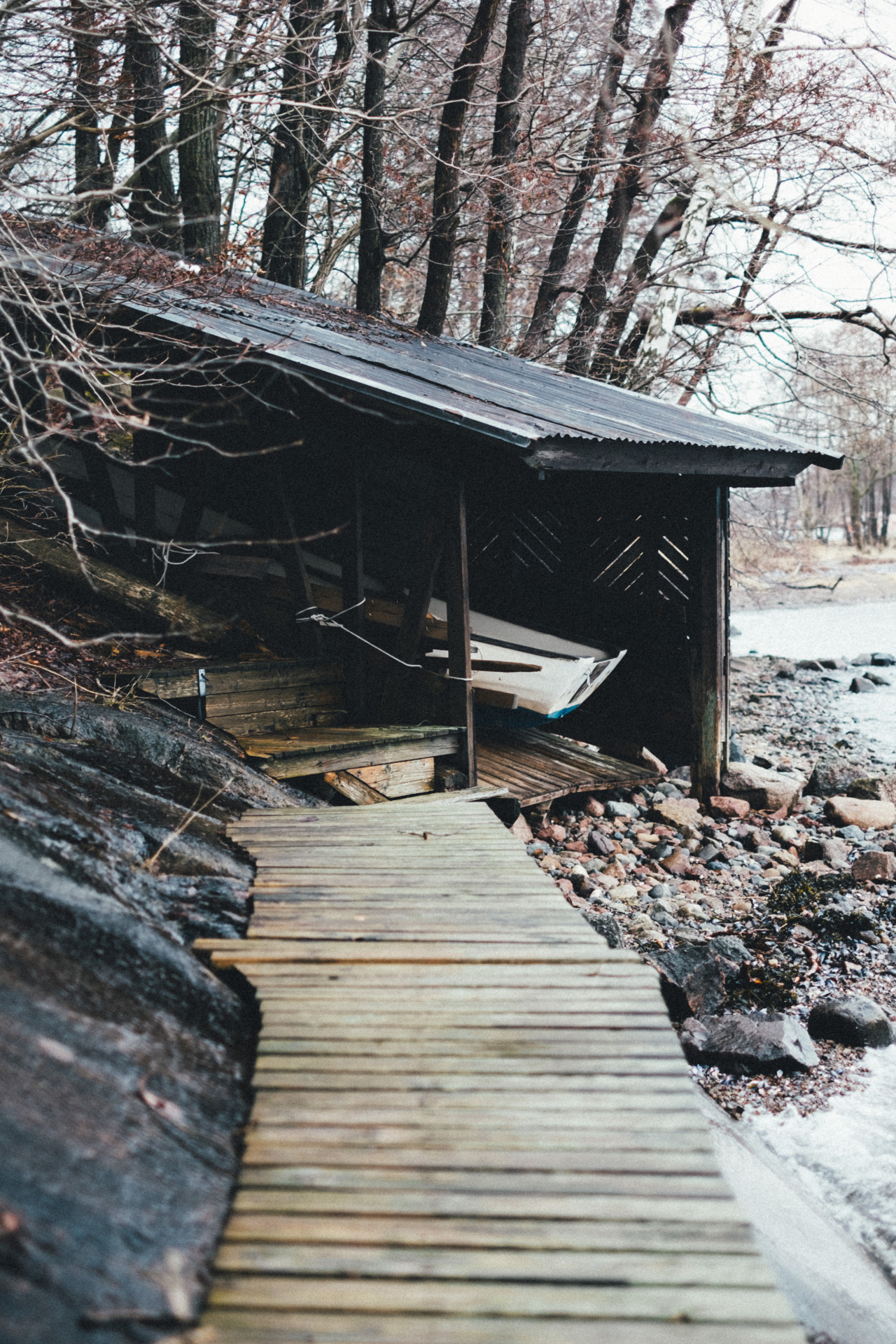 joakandersen:  Perfect day for a walk.    Insta: joakandersenTumblr: joakandersen