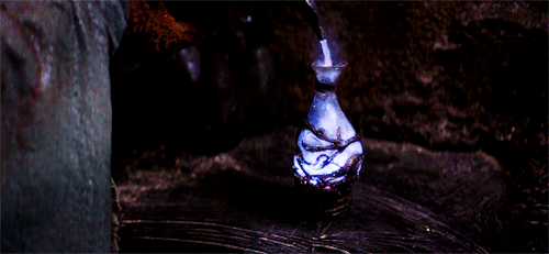 imonlyadumpling:zombooyah2thesequel:The Dark Crystal: Age of Resistance 1x01 - End. Begin. All the S