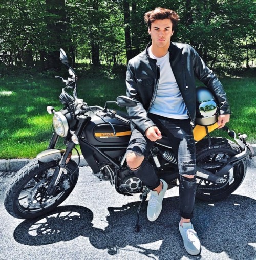 Ethan Dolan rocking his new Scrambler Full Throttle and Scrambler Cafe Racer jacket!