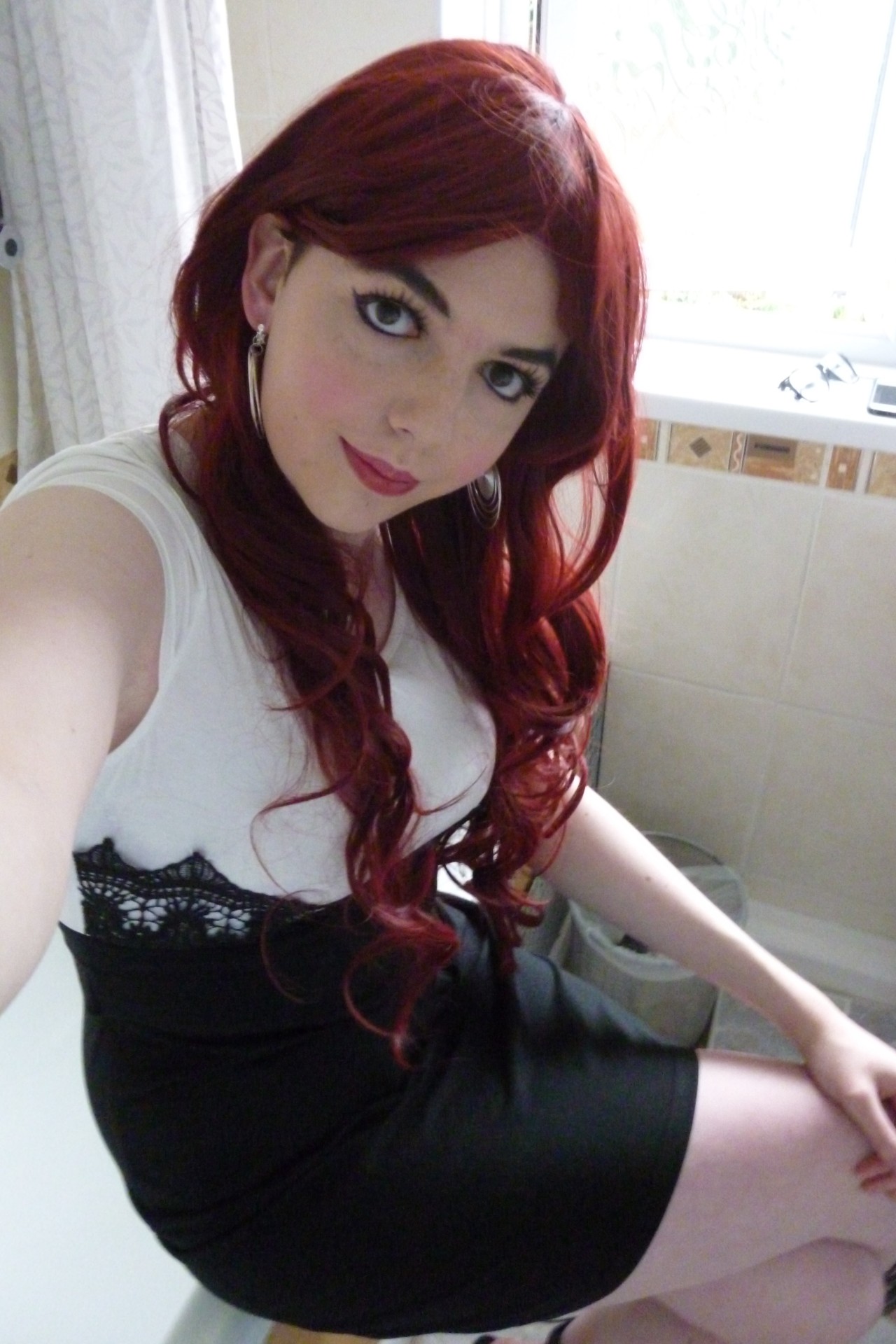 lucy-cd:  PicturesLast pics in the red wig, so gorgeous! I can’t wait to wear it