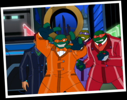 Mikey poses for the paparazzi!~TMNT Fast ForwardTMNT 2003 Season 6 Episode 10 “Invasion of the