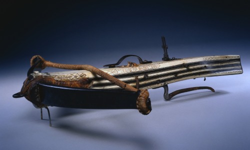 cma-medieval-art: Crossbow, early 1600s, Cleveland Museum of Art: Medieval ArtSize: Overall: 63.5 cm