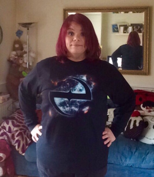 ‪Loving my new Evanescence space long sleeve I got from the London gigs ! It’s soooo gorgeous 