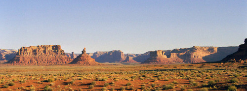 geologicaltravels:1999: Erosion of the Cedar Mesa Sandstone (Permian) gave Utah the Valley Of The Go