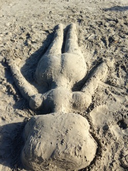 banana-brained:  So today at the beach i