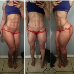 fitness-dimes:  Far left unfff  WOW!