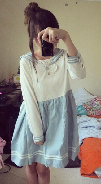 lilypichu:  i wanted to compile some of my favorite outfit selfies (//ω//) hehe