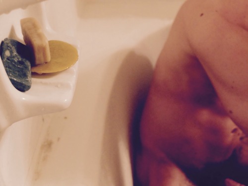 segovja:  Collected some pine needles to soak in this spiritual bath for balance and harmony.