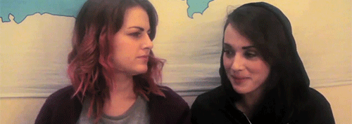 yesidonthaveausername:  Rose’s face in the last gif… 
