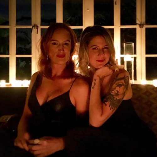 monicareconstructed:  smartassjen:  Allie & Violet date night. 