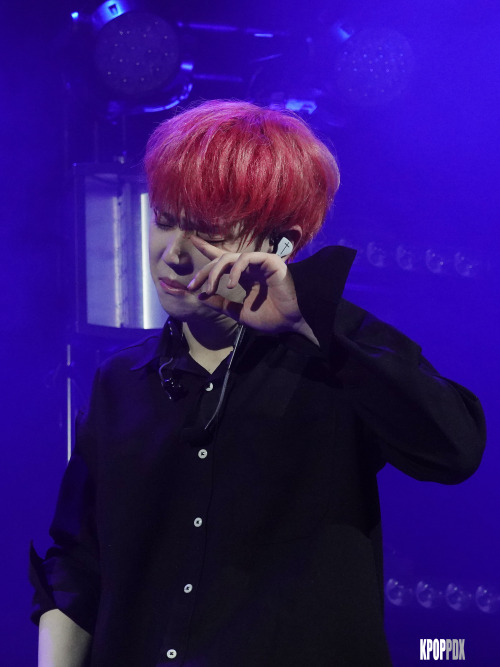  Chan was getting emotional, so Byeongkwan was pretending to cry.91218 A.C.E Undercover: Area US in 