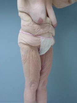 dickmar: Wow , what a gorgeous mature lady 