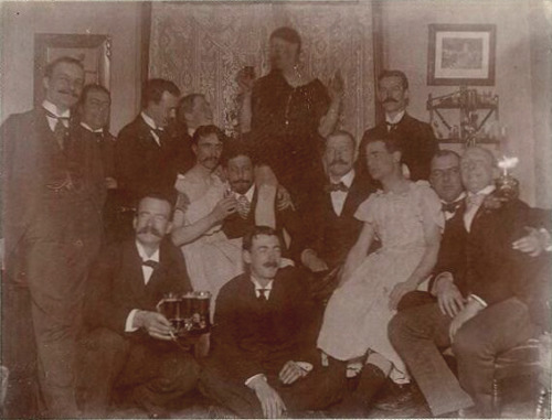 gaslightgallows:tinyphantomsalad:zundar-sama:froody:lapsedgoth:froody:froody:I love images of late Victorian/Edwardian period men taking goofy pictures with their bros……..boys night circa 1898Images with high levels of Bertie Wooster energies:vintage