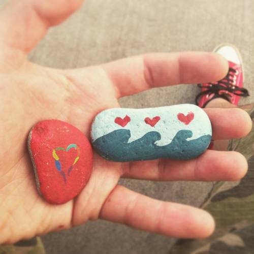 Found these little pretty painted rocks on my way to the bus this morn. Reminds me when I did this a