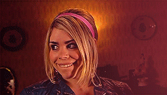 shutupstrax:  Ten x rose + cute stuff 