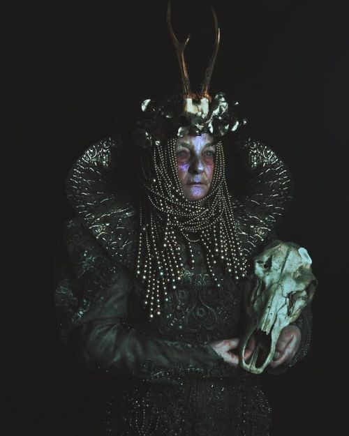 costumes: Agnieszka Osipa | ph: Marcin Nagraba