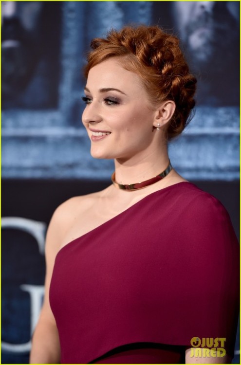 Sophie Turner at the Game of Thrones series 6 premiere