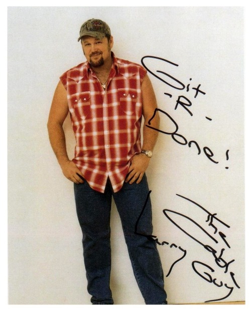 herofiend1983:  I don’t care what ya say, that Larry The Cable Guy is one fine bear! Check out my new tumblr page “Facial Hair Fetish”…. Where the men are separated from the boys!