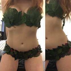 ho-usewife:  Poison Ivy on cam tomorrow?