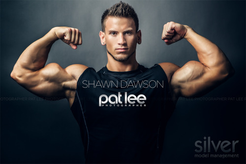 isrvrealmen:  tshtrainer:   Shawn Dawson  www.tshtrainer.tumblr.com  Wanna worship him 