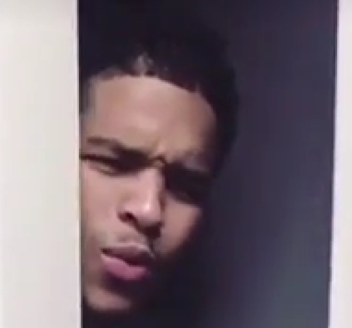 demho3zhatinq:  creamynut:  When she tickle ya bootyhole wit her tongue  LMFAOOOO 