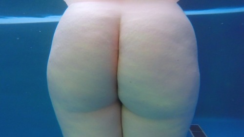 texanchik:  whootypawgs:  http://www.whootypawgs.tumblr.com adult photos