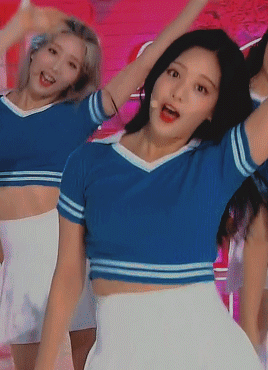 irendescent:Hyunjin x Hi High @ 180826 Inkigayo