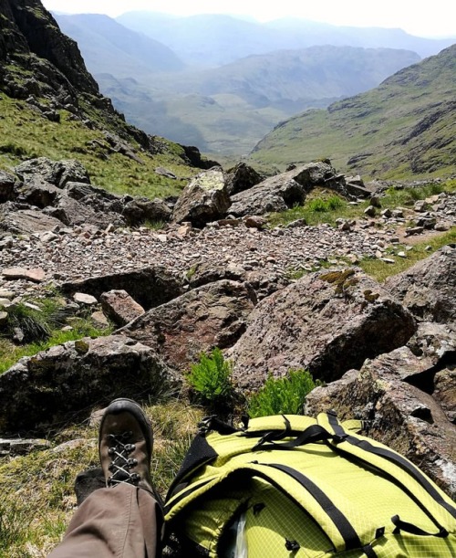 Dreaming of mountains. ️ #hillwalking #mountains #mountainlaureldesigns #hills #outdoors #climbing #