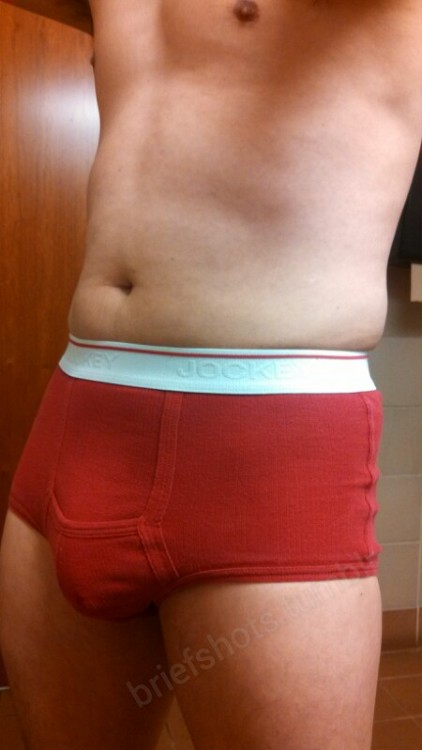 briefshots: The color and the horizontal fly are the saving grace of these briefs. The fly makes it 