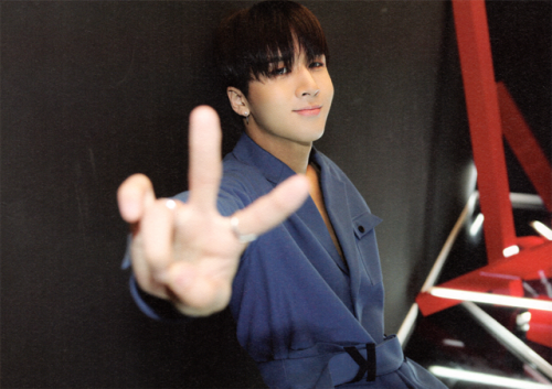 [SCAN] Vixx ‘Ker Special Package’ Commentary Book (x)(x)(x)(x)(x)(x)(x)