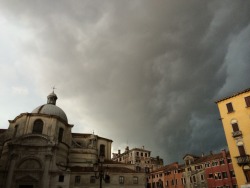the storm arriving in venice