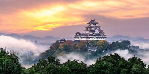 livesunique:Himeji Castle, Himeji, Hyōgo Prefecture, Japan,  Credit: Ronan O’Connell