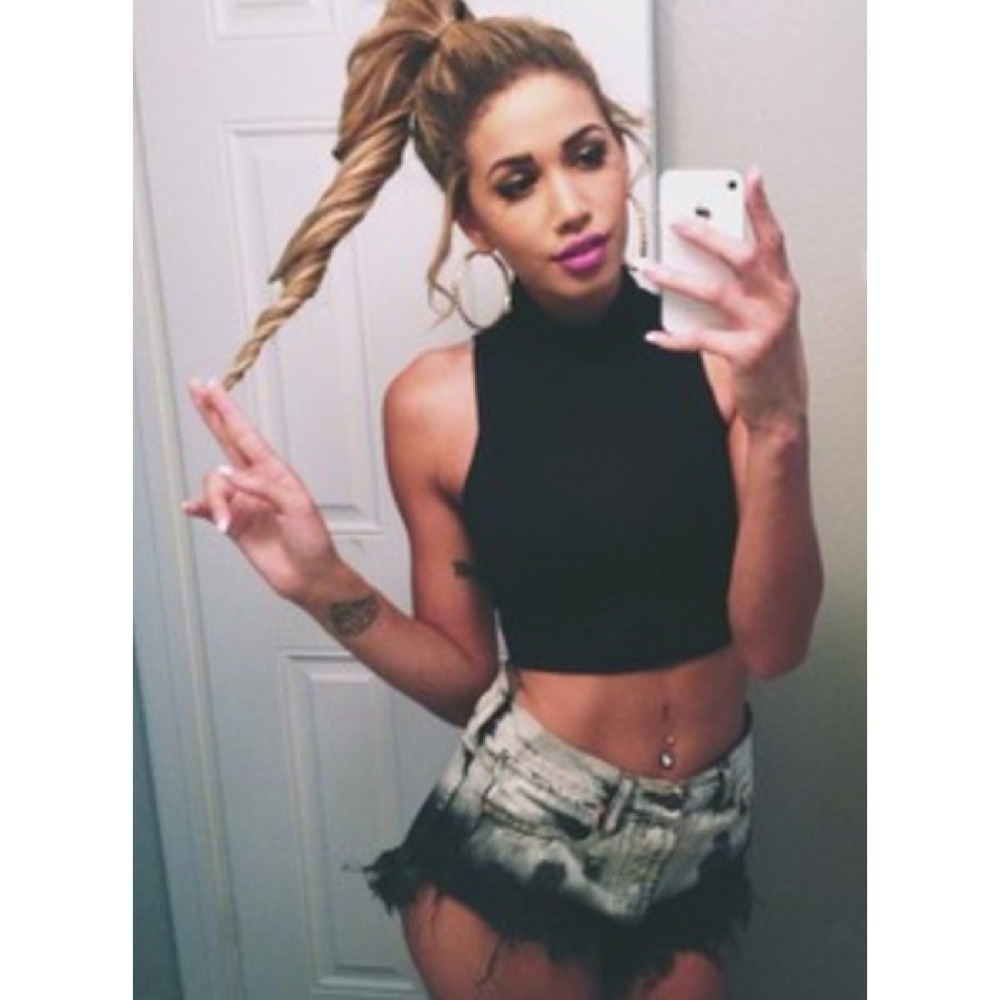 wiz-is-tgod:  She bad 