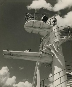 ofmiceandmenessay:  Ph. Herbert List - 1937