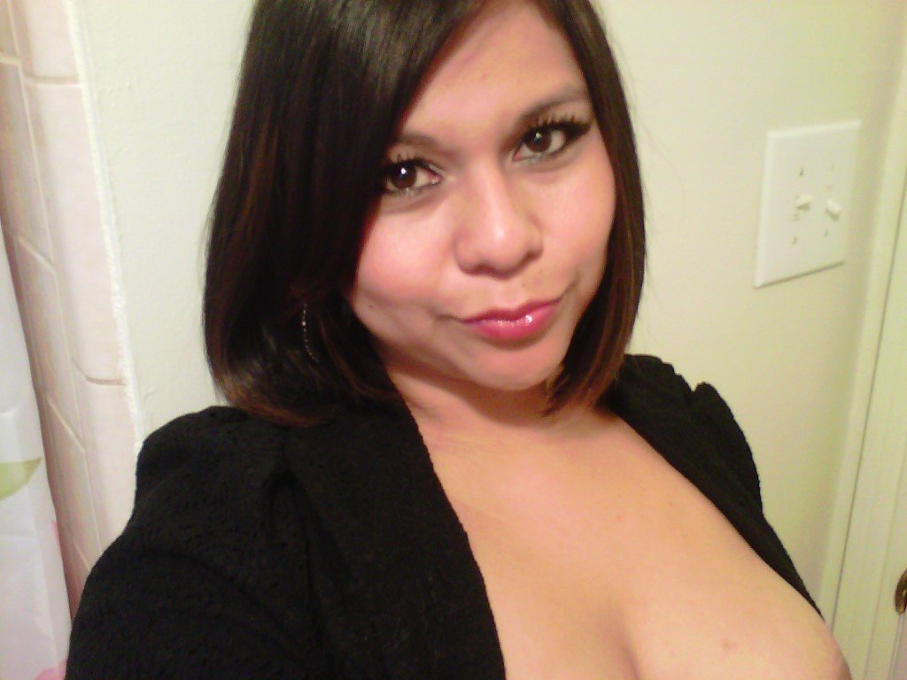 leoloveslatinas:  ♥leoloveslatinas♥