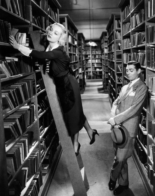 Carole Lombard, Clark Gable / production still from Wesley Ruggles’s No Man of Her Own (1932)
