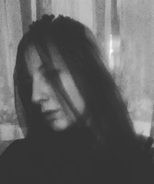 Опять Готизм головного мозга #gothicgirl #black #gothic #black #hair #longhair #blackhair #black #sm