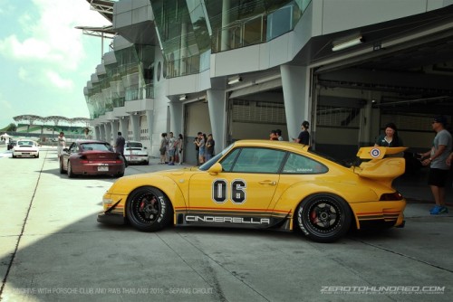 radracerblog: Porsche 911 RWB