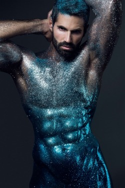 alekzmx:  Beautiful editorial of Pablo Robles by Carlos Medel