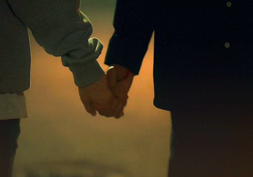 Handholding As A Way To Confess Your Feelings. 
